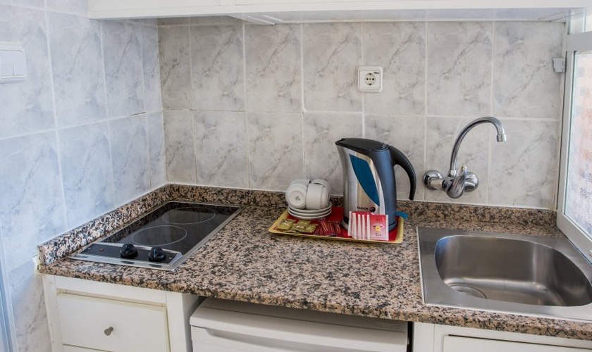 Apartamento Estándar (Estudio + 1 Dormitorio) 7/8 Apartamentos BC Music Resort™ (Recommended for Adults) Benidorm Apartamento Estándar (Estudio + 1 Dormitorio) 7/8 Apartamentos BC Music Resort™ (Recommended for Adults) Benidorm