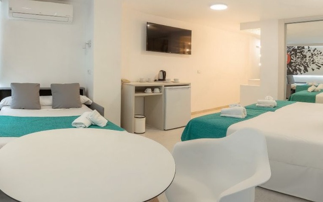 DJ Party Studio 2/5 Premium Apartamentos BC Music Resort™ (Recommended for Adults) Benidorm