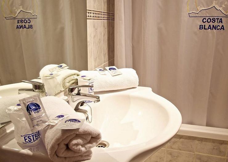 Apartamento Estándar (Estudio + 1 Dormitorio) 2/5 Apartamentos BC Music Resort™ (Recommended for Adults) Benidorm Apartamento Estándar (Estudio + 1 Dormitorio) 2/5 Apartamentos BC Music Resort™ (Recommended for Adults) Benidorm