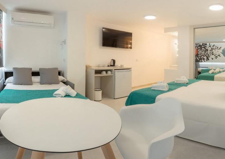 DJ Party Studio 2/5 Apartamentos BC Music Resort™ (Recommended for Adults) Benidorm DJ Party Studio 2/5 Apartamentos BC Music Resort™ (Recommended for Adults) Benidorm