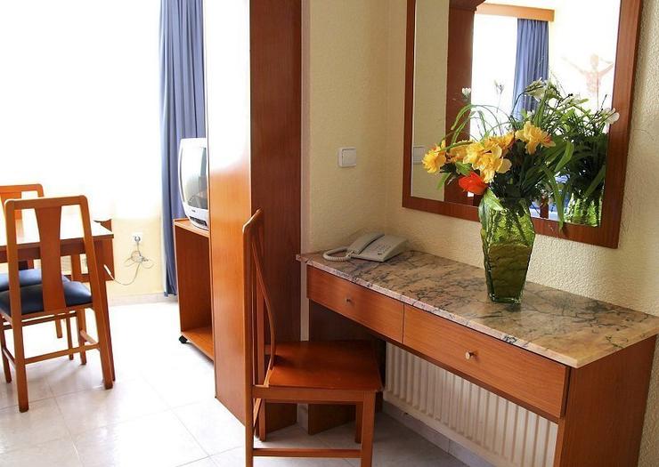 Apartamento Estándar (Estudio + 1 Dormitorio + Terraza) 6/6 Apartamentos BC Music Resort™ (Recommended for Adults) Benidorm Apartamento Estándar (Estudio + 1 Dormitorio + Terraza) 6/6 Apartamentos BC Music Resort™ (Recommended for Adults) Benidorm